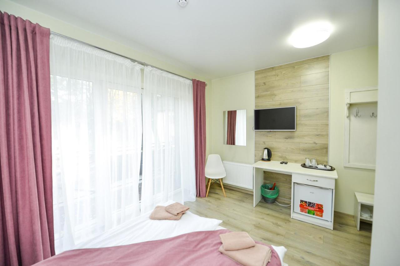 Forest Hotel Polis'ke Ngoại thất bức ảnh