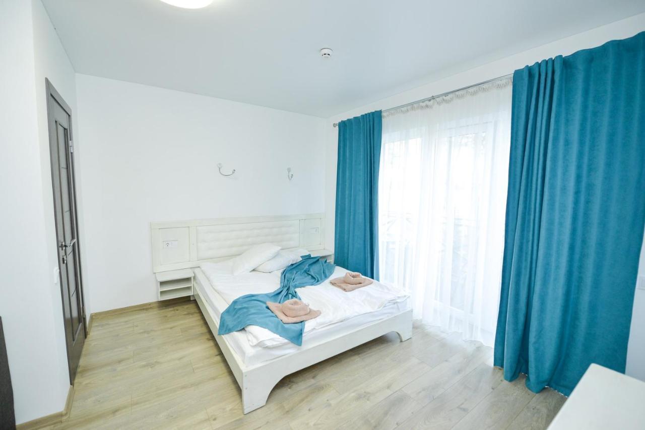 Forest Hotel Polis'ke Ngoại thất bức ảnh